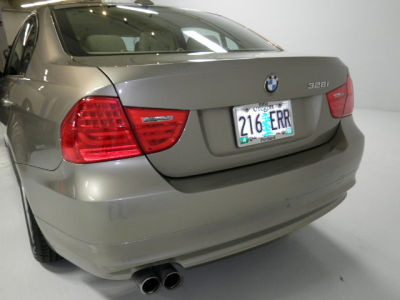 2010 BMW 328  i xDrive
