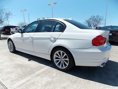 2011 BMW 328  i xDrive