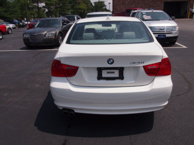 2011 BMW 328  i xDrive