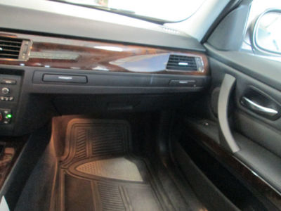 2011 BMW 328  i xDrive