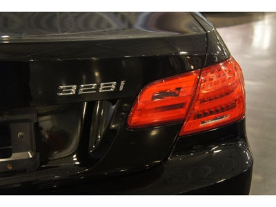 2011 BMW 328  i xDrive