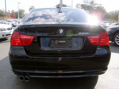 2011 BMW 328  i