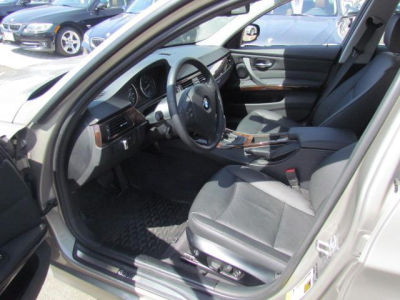 2011 BMW 328  i xDrive