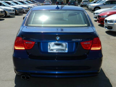 2011 BMW 328  i