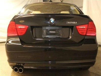 2010 BMW 328  i xDrive