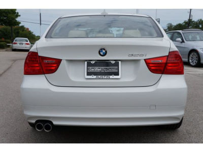 2011 BMW 328  i