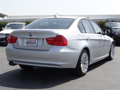 2011 BMW 328  i