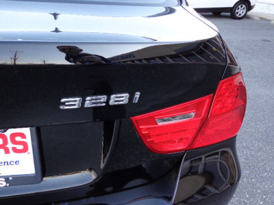 2011 BMW 328  i xDrive