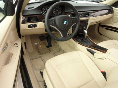 2010 BMW 328  i
