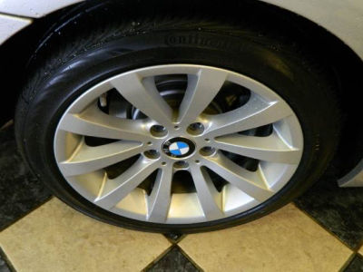 2011 BMW 328  i xDrive
