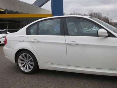 2011 BMW 328  i