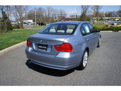2011 BMW 328  i xDrive
