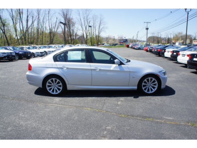 2011 BMW 328  i xDrive