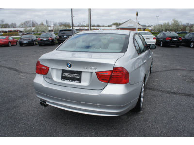 2011 BMW 328  i xDrive
