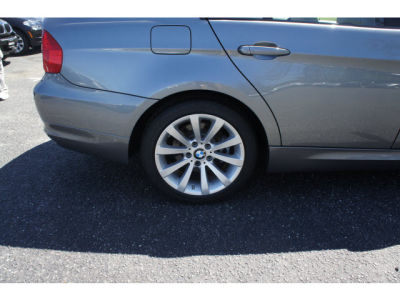 2011 BMW 328  i xDrive