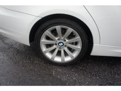 2011 BMW 328  i xDrive