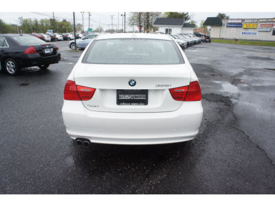 2011 BMW 328  i xDrive