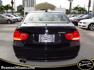 2011 BMW 328  i