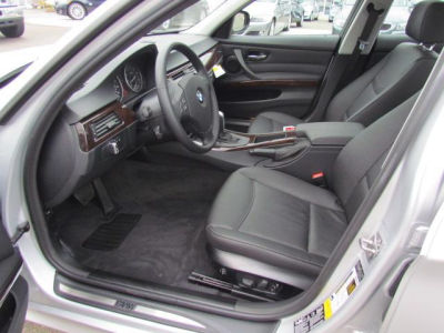 2011 BMW 328  i xDrive