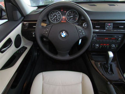 2011 BMW 328 i
