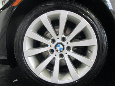 2011 BMW 328  i xDrive