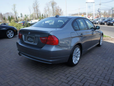 2011 BMW 328  i xDrive