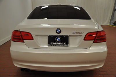 2011 BMW 328  i xDrive