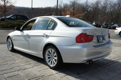 2011 BMW 328  i xDrive
