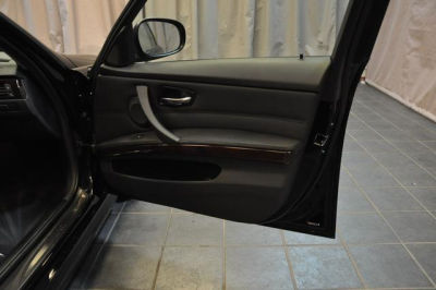 2011 BMW 328  i xDrive