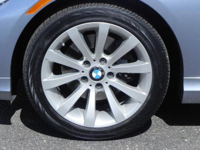 2011 BMW 328  i xDrive