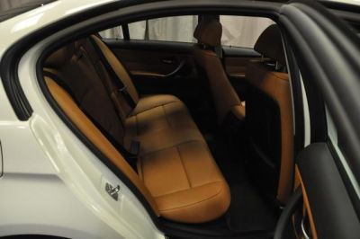 2011 BMW 328  i xDrive