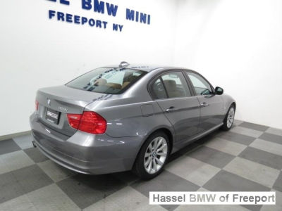 2011 BMW 328  i xDrive