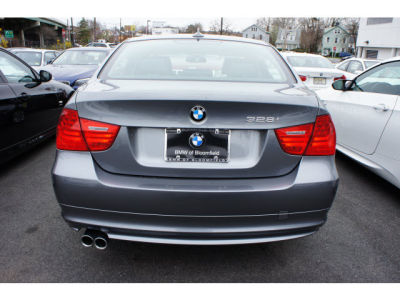 2011 BMW 328  i xDrive
