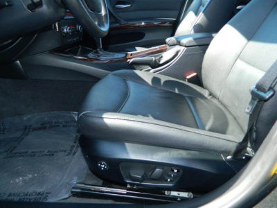 2011 BMW 328  i xDrive