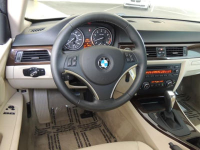 2010 BMW 328  i