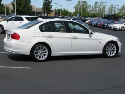 2011 BMW 328 i
