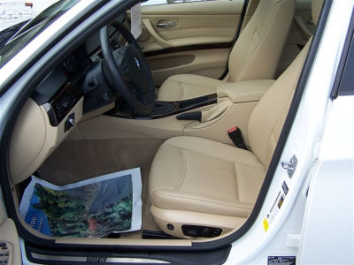 2011 BMW 328  i xDrive