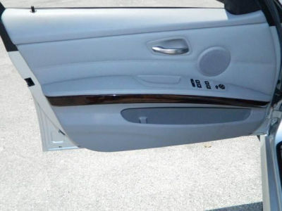 2010 BMW 328 i
