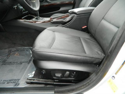 2010 BMW 328  i xDrive