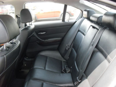 2011 BMW 328 i