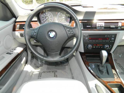 2011 BMW 328  i
