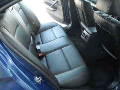 2011 BMW 328  i xDrive