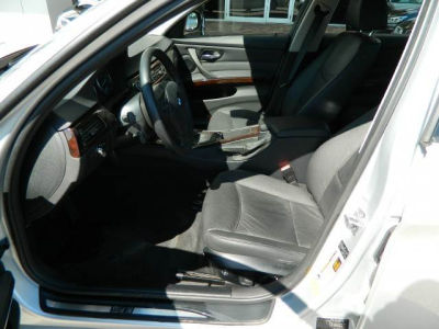 2011 BMW 328  i xDrive