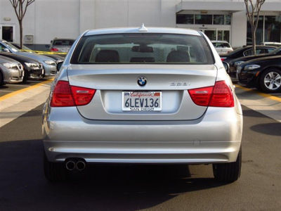 2010 BMW 328  i