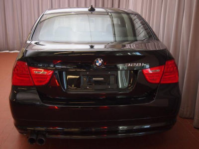 2010 BMW 328  i xDrive