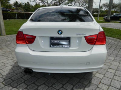 2011 BMW 328 i