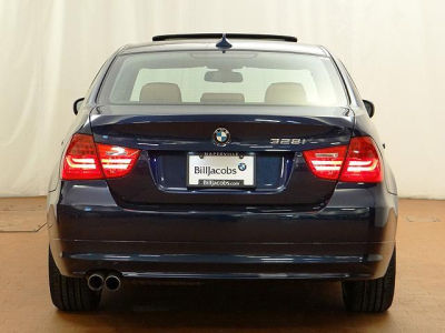 2011 BMW 328  i xDrive