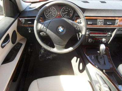 2010 BMW 328  i