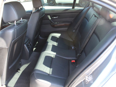 2010 BMW 328  i