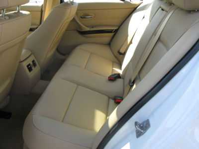 2010 BMW 328  i